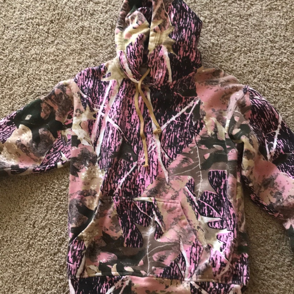 WARM “COUNTRY” SWEATER